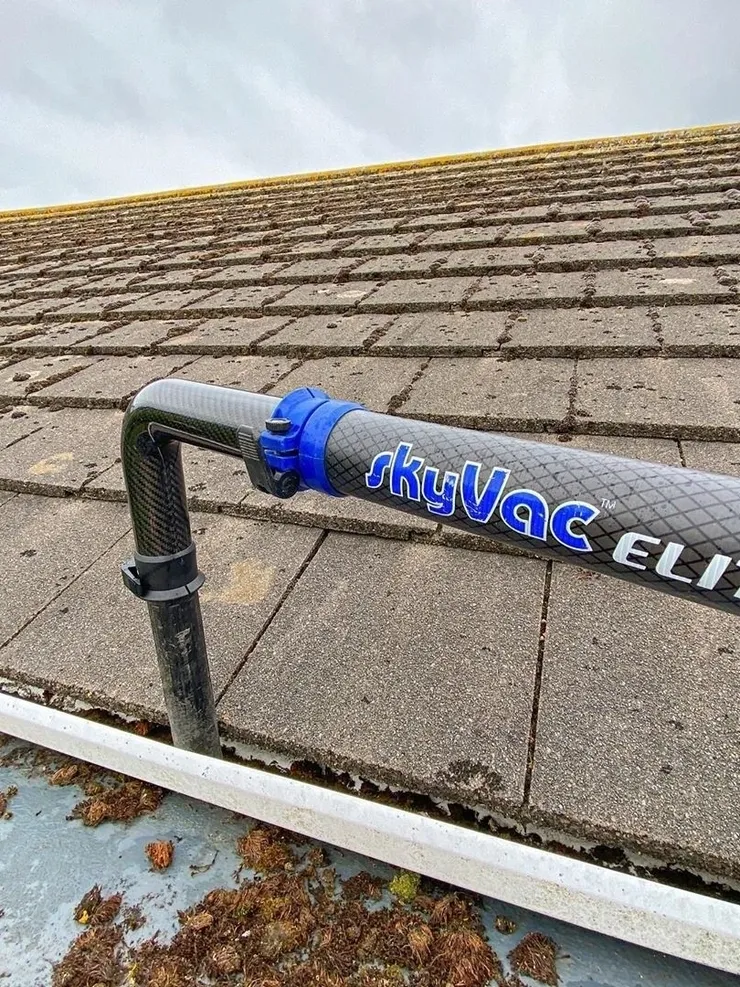 Gutter Cleaner in Kingswinford